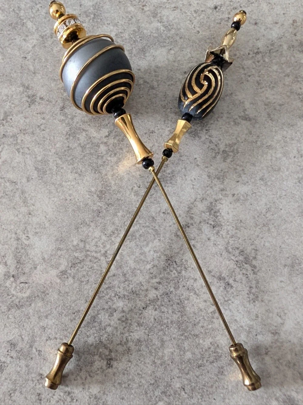 Vintage Black And Gold Tone Hat/Stick Pins